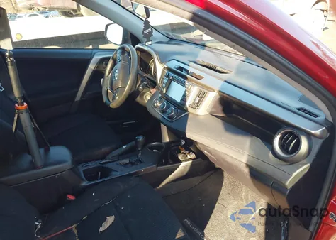 2015 Toyota Rav4 Le z USA, uszkodzony, nr VIN 2T3BFREVXFW336341